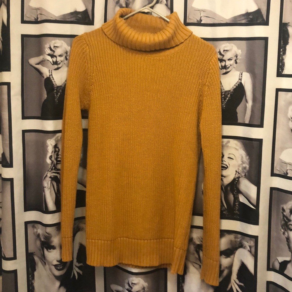 Forever 21 Sweater